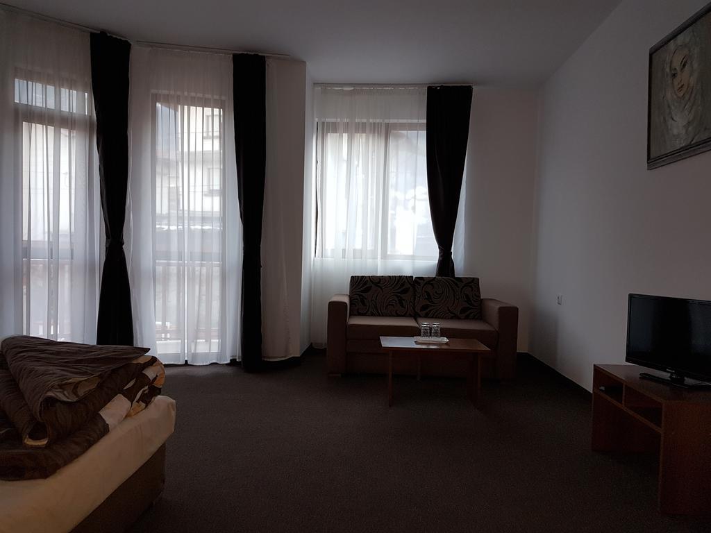 Yuliya Guest House Sapareva Banya ภายนอก รูปภาพ