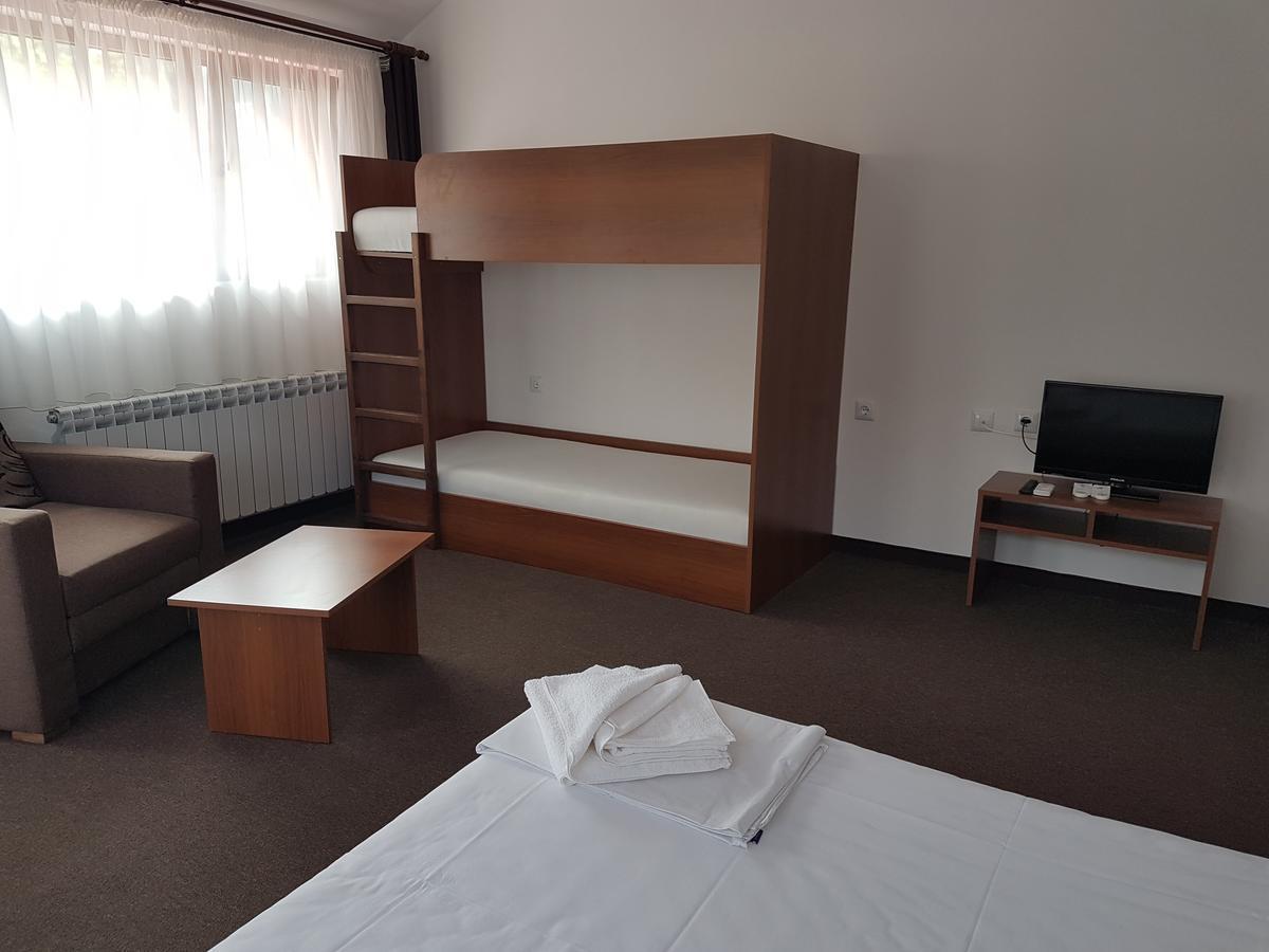 Yuliya Guest House Sapareva Banya ภายนอก รูปภาพ